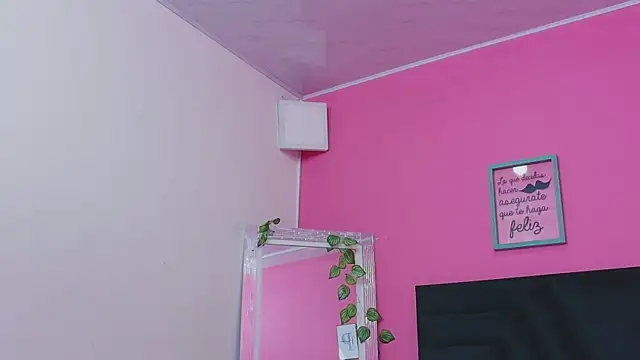 EbonyCoWorker online show from 05/05/26, 06:32