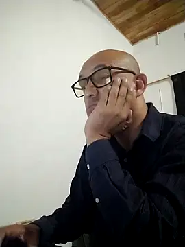 jorge406 online show from 10/16/25, 09:43