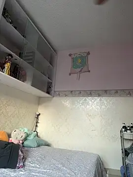PinkyFairy online show from 05/10/26, 11:48