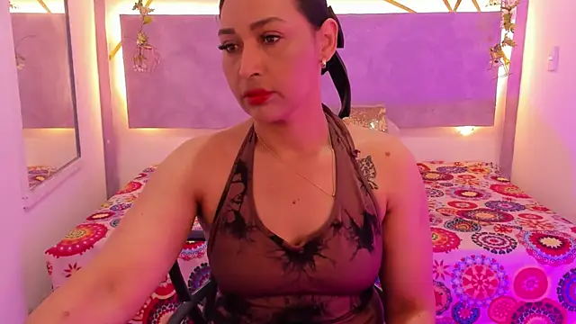 IvyShine7 online show from 10/27/25, 07:40