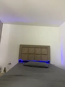 EmilyNoir1 online show from 12/17/25, 12:27