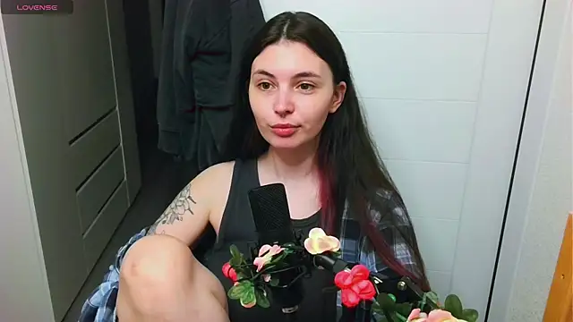 Snapshot of peachyness chatting on 05/16/26, 11:36 peachyness online show from 05/16/26, 11:36