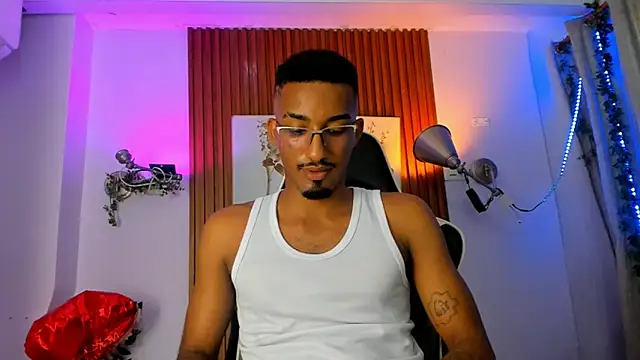 Darwin mayo online show from 09/22/25, 05:37