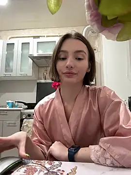 ZariaFlame online show from 11/28/25, 08:33