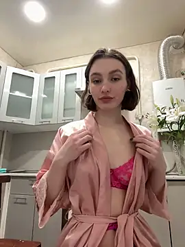 ZariaFlame online show from 02/13/26, 09:00