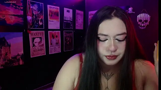 Snapshot of Ravendark_ chatting on 05/19/26, 10:16 Ravendark online show from 05/19/26, 10:16