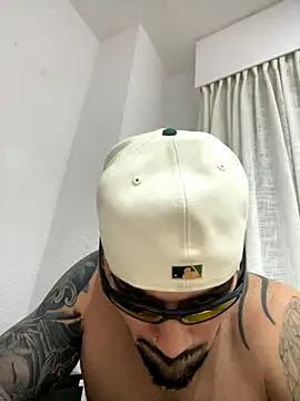 penebunny online show from 12/15/25, 04:39