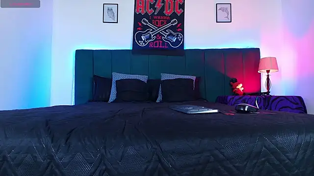 Alisse Moore online show from 11/22/25, 12:59