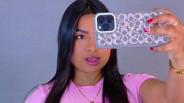 LanaRozz online show from 04/17/26, 07:50