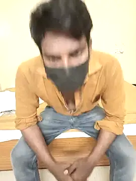 Snapshot of Hunter-Telugu chatting on 04/08/26, 04:51 Hunter-Telugu online show from 04/08/26, 04:51