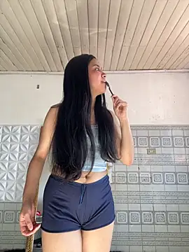 ashleyy20 online show from 10/15/25, 06:41