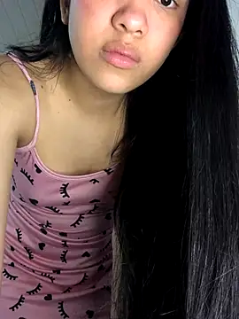 ashleyy20 online show from 11/20/25, 11:37