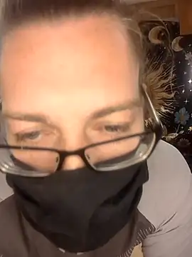 trippy hippies online show from 03/30/26, 01:06