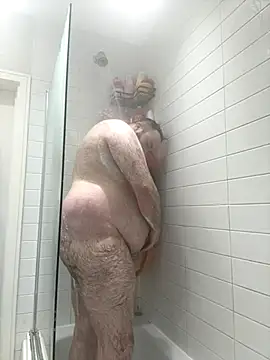 different-strokes online show from 11/08/25, 04:51