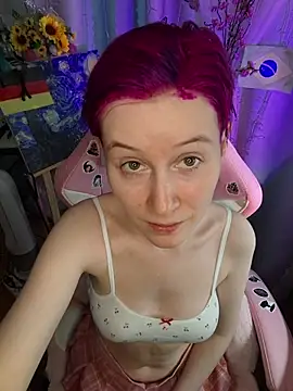 Fuzzy Unicorn online show from 07/07/26, 10:52