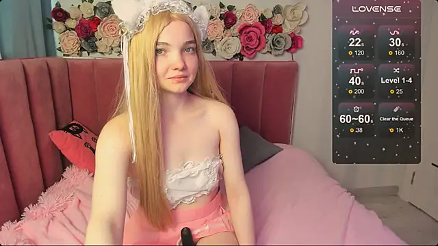 AnimeAlica18 online show from 10/22/25, 02:23