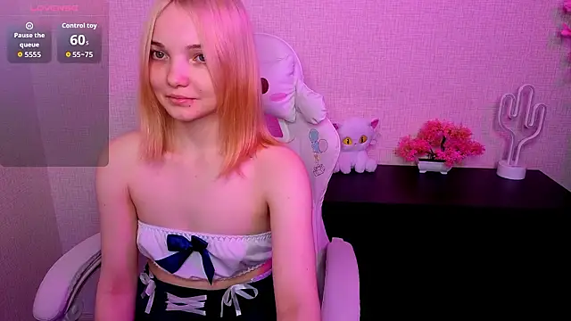 AnimeAlica18 online show from 02/04/26, 03:34