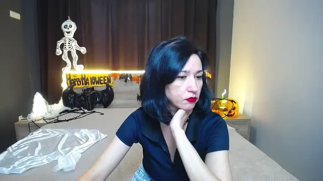 CameronEnns online show from 10/18/25, 06:37