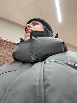 MiraReach online show from 12/01/25, 02:16