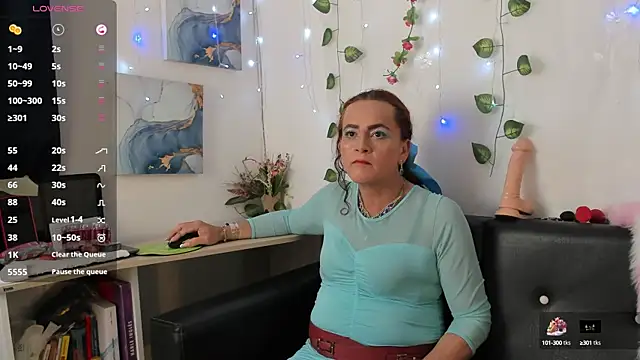 Mishell Bons online show from 10/03/25, 05:54