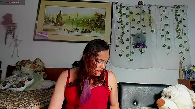 Snapshot of Mishell_Bons chatting on 06/24/26, 12:20 Mishell Bons online show from 06/24/26, 12:20