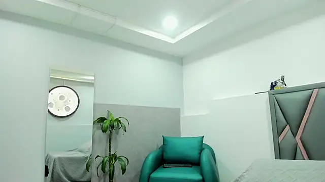 klariz09 online show from 09/17/25, 07:59