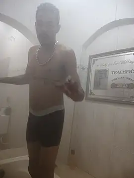 lacoste12 online show from 11/01/25, 03:52