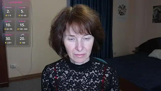 Lia Tito online show from 12/17/25, 06:19