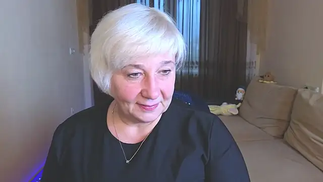 Milana Milky online show from 11/02/25, 06:05