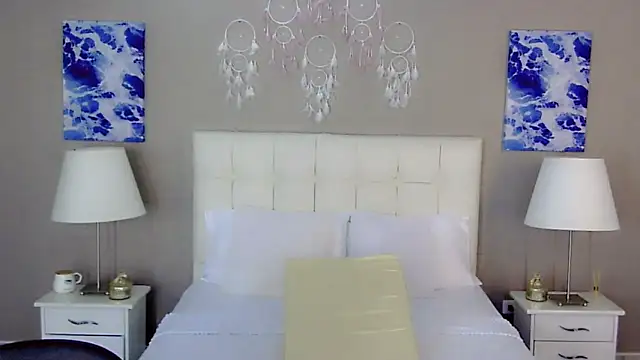 maddissonivanova online show from 09/22/25, 07:05