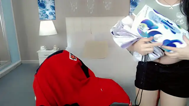 maddissonivanova online show from 10/16/25, 07:26