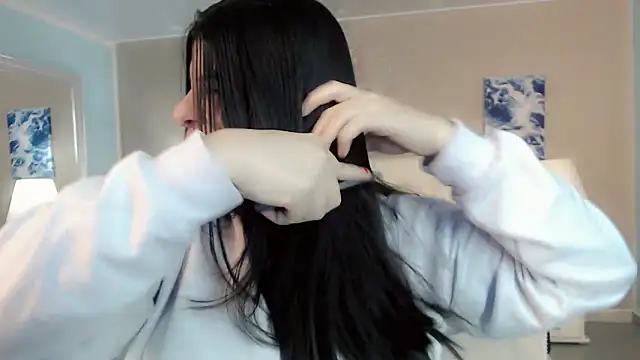 maddissonivanova online show from 02/24/26, 07:01