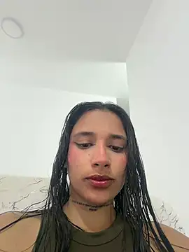 Lorena Mcfly online show from 07/17/26, 11:42