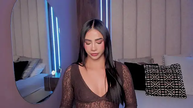 LucySalvatore  online show from 01/10/26, 06:20