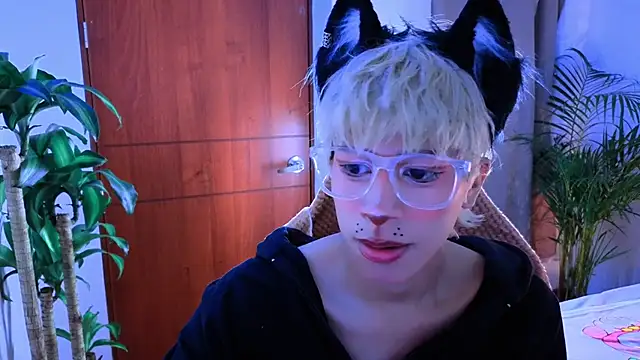 taichi bluy online show from 10/29/25, 10:50