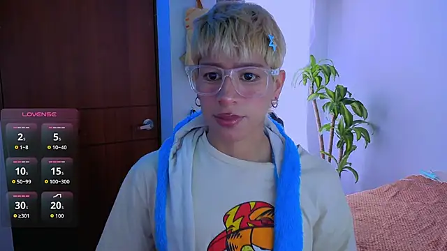 taichi bluy online show from 12/15/25, 03:49