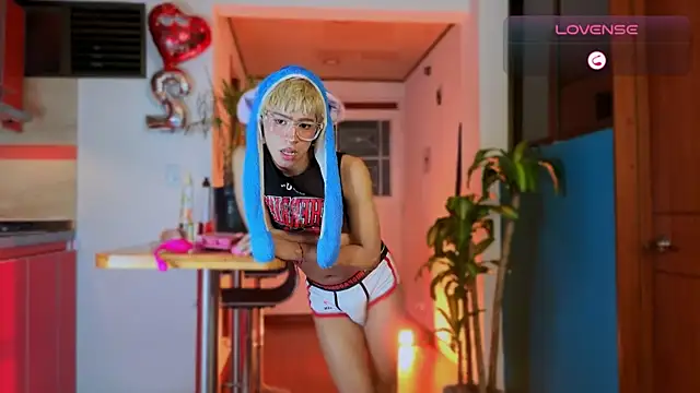 taichi bluy online show from 12/19/25, 06:20