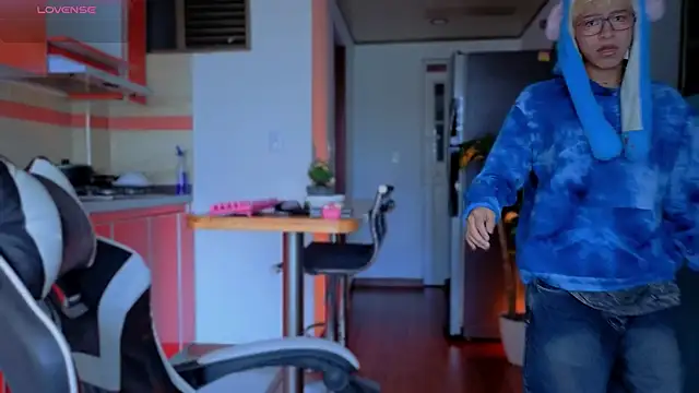 taichi bluy online show from 01/14/26, 10:03