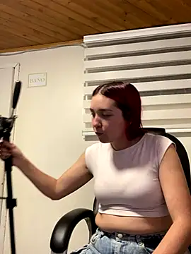 Karen18 boobs online show from 09/16/25, 02:01