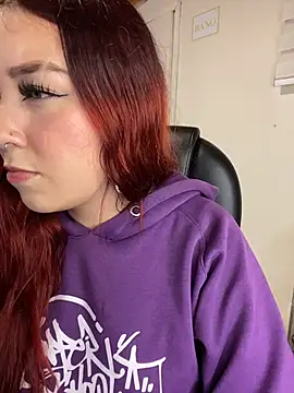 Karen18 boobs online show from 03/04/26, 04:51