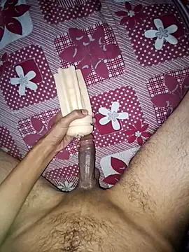 loveblzz online show from 11/23/25, 08:03