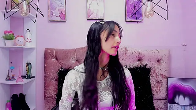 megha noa online show from 10/21/25, 07:25