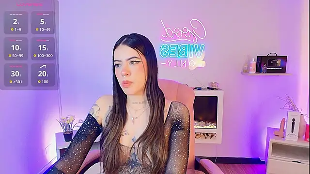 Alice Vixen online show from 02/12/26, 12:22