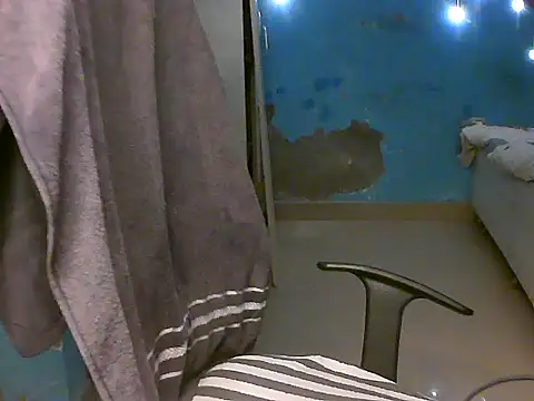 RENUKA RAJPUT online show from 04/05/26, 06:38