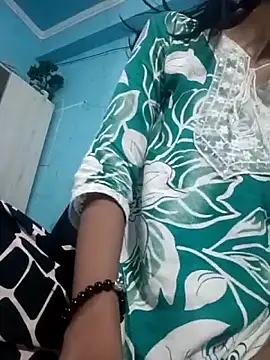 RENUKA RAJPUT online show from 04/20/26, 05:26