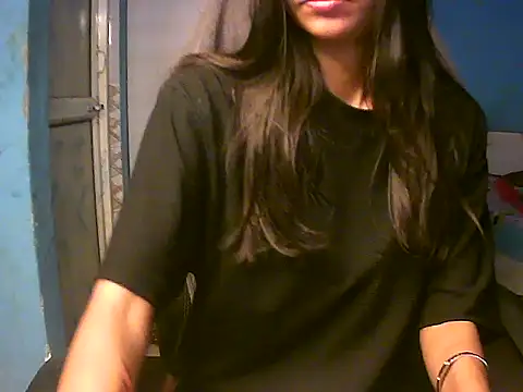 Snapshot of RENUKA_RAJPUT chatting on 04/26/26, 07:44 RENUKA RAJPUT online show from 04/26/26, 07:44