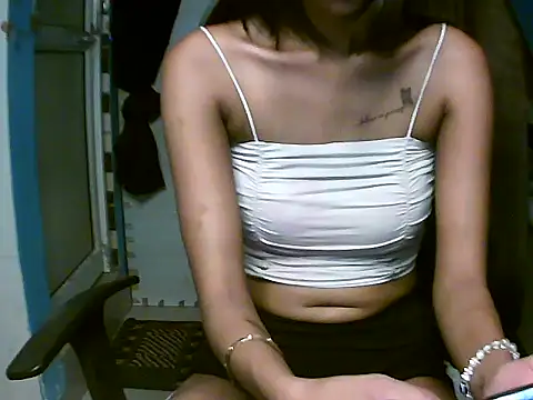 Snapshot of RENUKA_RAJPUT chatting on 05/31/26, 06:09 RENUKA RAJPUT online show from 05/31/26, 06:09