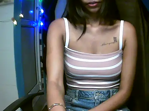Snapshot of RENUKA_RAJPUT chatting on 06/23/26, 06:39 RENUKA RAJPUT online show from 06/23/26, 06:39
