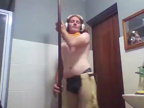 untamedredsnake online show from 03/03/26, 10:04