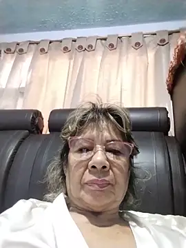 Snapshot of OliviaMorris1 chatting on 05/16/26, 11:53 OliviaMorris1 online show from 05/16/26, 11:53